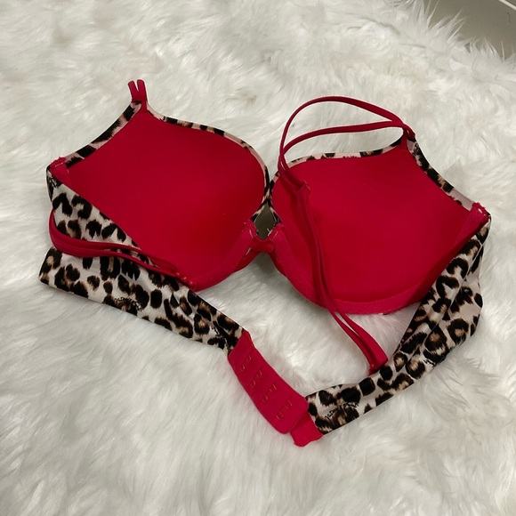 Very Sexy Victorias Secret Y2K Leopard Print Bra with Red Straps - Picture 7 of 7